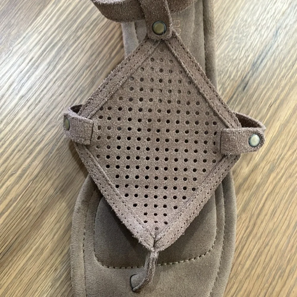 Koolaburra by Ugg Women's Light Brown Genuine Suede Brion Cork Wedge Sandals